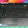 Ультрабук Б-клас Dell Latitude E7470 / 14" (1920x1080) IPS / Intel Core i7-6600U (2 (4) ядра по 2.6 - 3.4 GHz) / 8 GB DDR4 / 256 GB SSD / Intel HD Graphics 520 / WebCam / HDMI / Windows 10 ліцензія - Зображення 4
