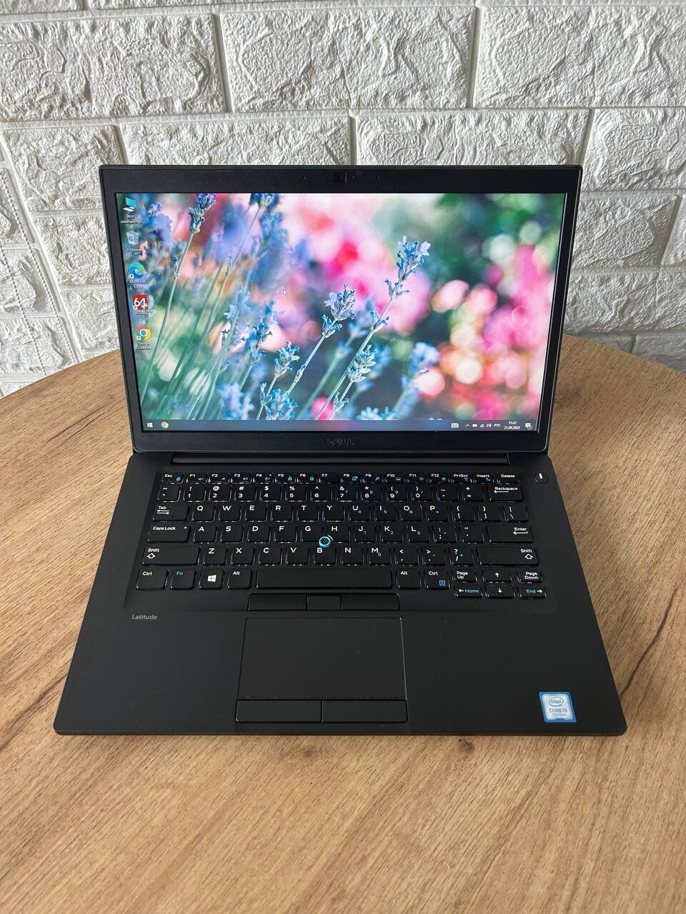 Ультрабук Б-клас Dell Latitude E7480 / 14" (1366x768) TN / Intel Core i5-7300U (2 (4) ядра по 2.6 - 3.5 GHz) / 8 GB DDR4 / 256 GB SSD M.2 / Intel HD Graphics 620 / WebCam / HDMI - Зображення 2