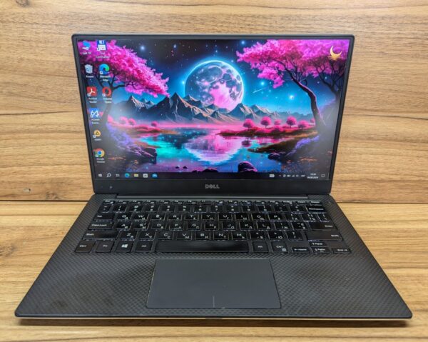 Ультрабук Б-класс Dell XPS 13 9350 / 13.3" (1920x1080) IPS / Intel Core i5-6200U (2 (4) ядра по 2.3 - 2.8 GHz) / 8 GB DDR3 / 256 GB SSD / Intel HD Graphics 520 / Windows 10 - Зображення 2