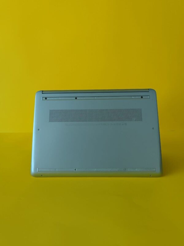Ультрабук Б-клас HP 14-dq231wm / 14" (1366x768) TN / Intel Core i3-1115G4 (2 (4) ядра по 3.0 - 4.1 GHz) / 8 GB DDR4 / 256 GB SSD / Intel UHD Graphics / WebCam / Windows 10 - Зображення 7