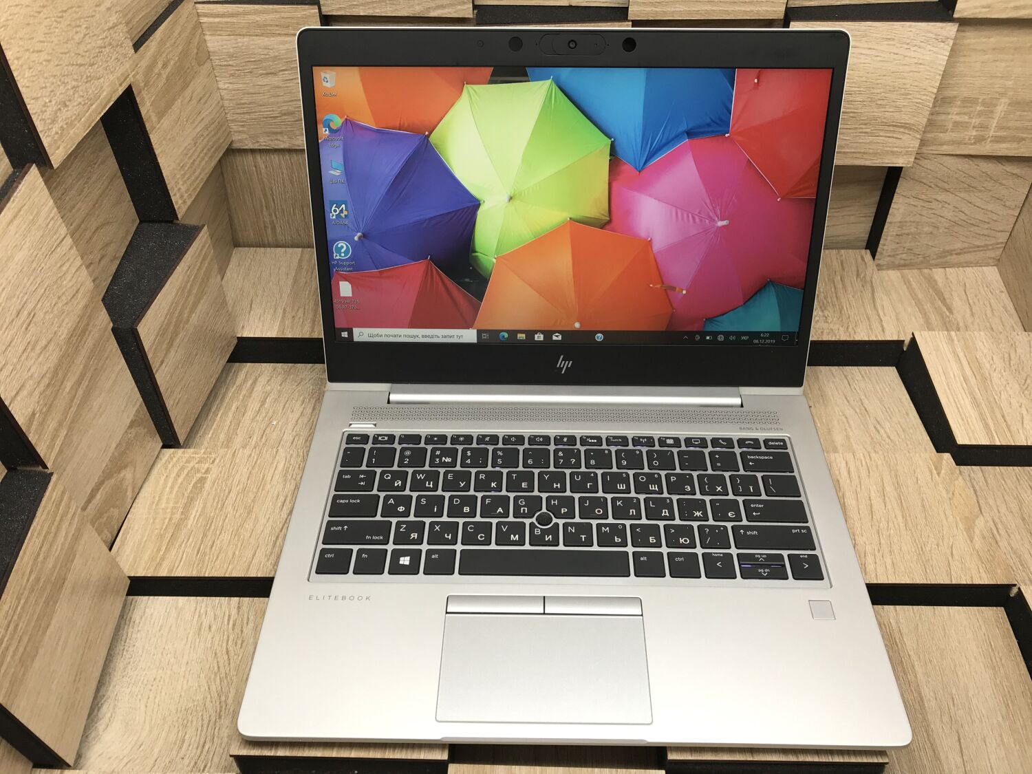 Ультрабук Б-клас HP EliteBook 735 G6 / 13.3" (1920x1080) IPS Touch / AMD Ryzen 7 Pro 3700U (4 (8) ядра по 2.3 - 4.0 GHz) / 8 GB DDR4 / 256 GB SSD M.2 / AMD Radeon Vega 10 Graphics / WebCam / USB 3.1 / HDMI - Зображення 2