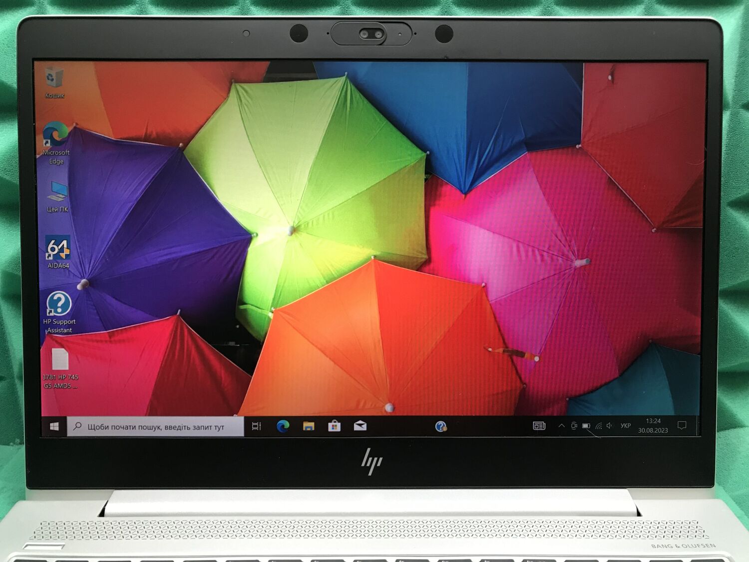 Ультрабук Б-клас HP Elitebook 745 G5 / 14" (1920x1080) IPS / AMD Ryzen 5 Pro 2500U (4 (8) ядра по 2.0 - 3.6 GHz) / 8 GB DDR4 / 256 GB SSD M.2 / AMD Radeon Vega 8 Graphics / WebCam / USB 3.1 / HDMI - Зображення 3