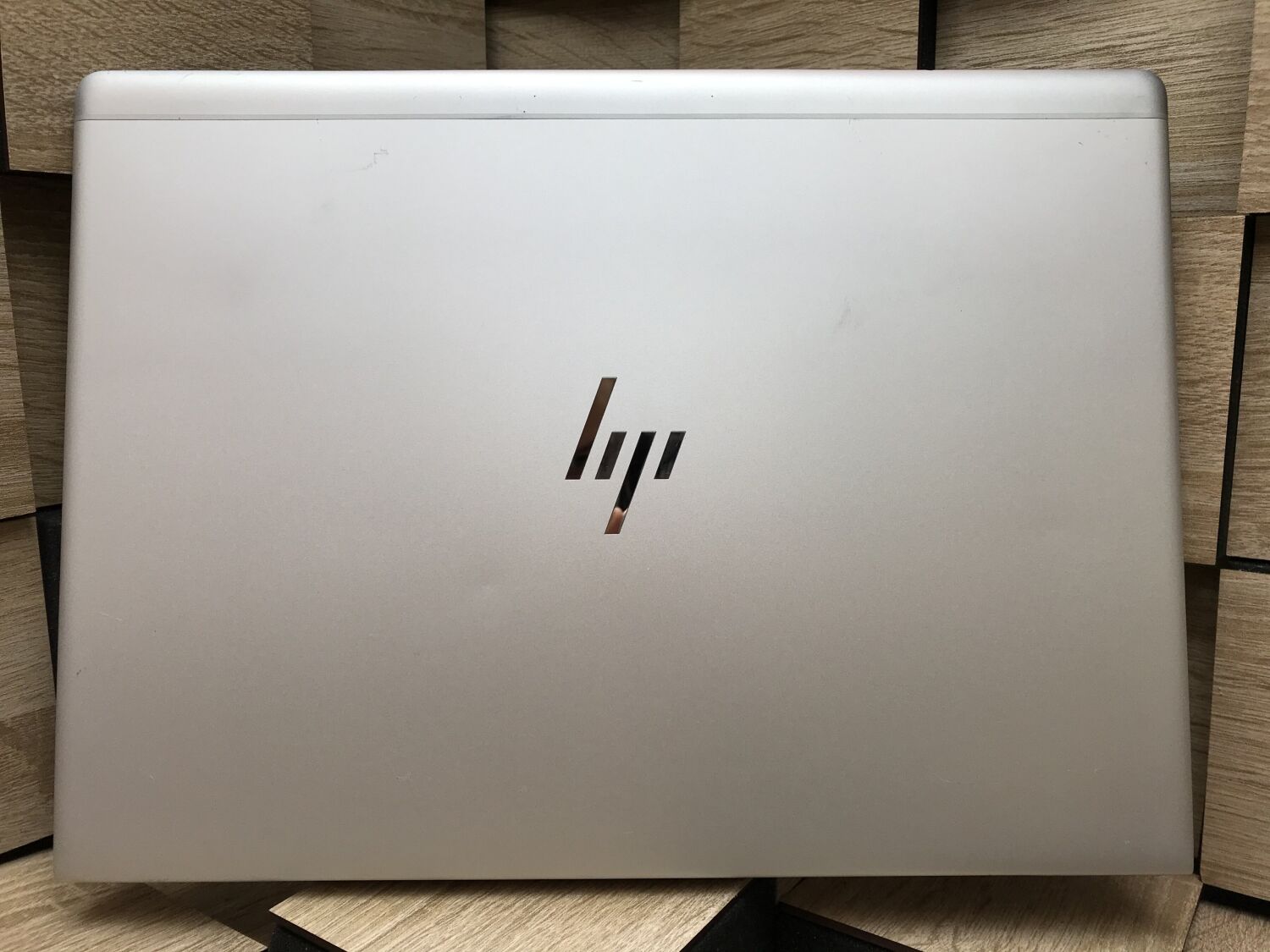 Ультрабук Б-клас HP EliteBook 830 G6 / 13.3" (1920x1080) IPS / Intel Core i7-8665U (4 (8) ядра по 1.9 - 4.8 GHz) / 8 GB DDR4 / 256 GB SSD M.2 / Intel UHD Graphics 620 / WebCam / Fingerprint / HDMI - Зображення 8