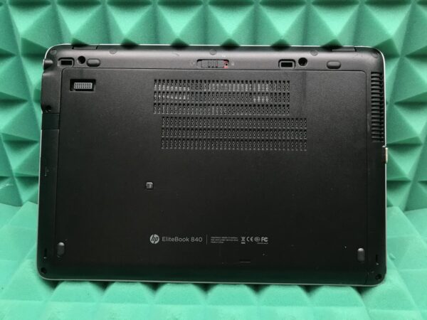 Ультрабук Б-клас HP EliteBook 840 G1 / 14" (1600x900) TN / Intel Core i5-4300U (2 (4) ядра по 1.9 - 2.9 GHz) / 8 GB DDR3 / 180 GB SSD / Intel HD Graphics 4400 / WebCam / Fingerprint / DisplayPort - Зображення 6