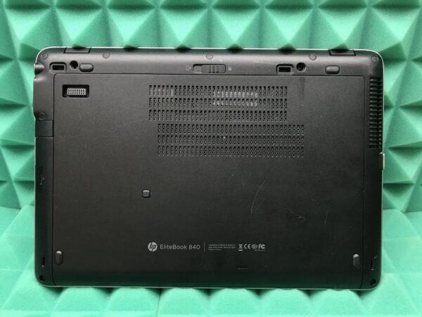 Ультрабук Б-клас HP EliteBook 840 G2 / 14" (1600x900) TN / Intel Core i5-5300U (2 (4) ядра по 2.3 - 2.9 GHz) / 8 GB DDR3 / 240 GB SSD / Intel HD Graphics 5500 / WebCam / Fingerprint / DisplayPort - Зображення 6