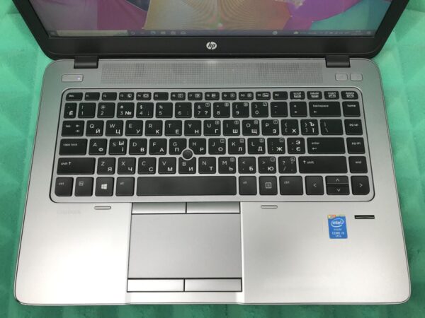 Ультрабук Б-клас HP EliteBook 840 G2 / 14" (1600x900) TN / Intel Core i5-5300U (2 (4) ядра по 2.3 - 2.9 GHz) / 8 GB DDR3 / 240 GB SSD / Intel HD Graphics 5500 / WebCam / Fingerprint / DisplayPort - Зображення 4