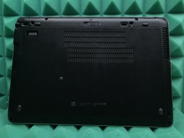 Ультрабук Б-клас HP EliteBook 840 G2 / 14" (1920x1080) IPS / Intel Core i7-5600U (2 (4) ядра по 2.6 -3.2 GHz) / 8 GB DDR3 / 128 GB SSD / Intel HD Graphics 5500 / Fingerprint / DisplayPort - Зображення 6