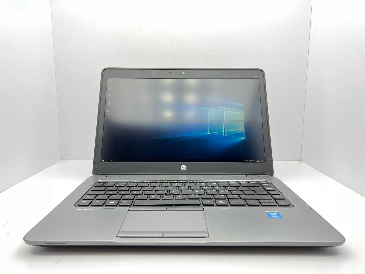 Ультрабук Б-клас HP EliteBook 840 G2 / 14" (1920x1080) TN / Intel Core i5-5300U (2 (4) ядра по 2.3 - 2.9 GHz) / 4 GB DDR3 / 500 GB HDD / Intel HD Graphics 5500 / WebCam - Зображення 2