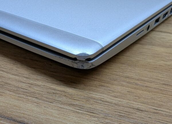 Ультрабук Б-клас HP EliteBook 840 G5 / 14" (1920x1080) IPS / Intel Core i5-7200U (2 (4) ядра по 2.5 - 3.1 GHz) / 16 GB DDR4 / 480 GB SSD / Intel UHD Graphics 620 / WebCam / Fingerprint / Windows 10 - Зображення 3