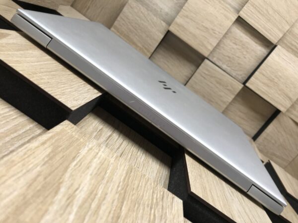 Ультрабук Б-клас HP EliteBook 840 G5 / 14" (1920x1080) IPS / Intel Core i5-7300U (2 (4) ядра по 2.6 - 3.5 GHz) / 8 GB DDR4 / 256 GB SSD M.2 / Intel HD Graphics 620 / WebCam / HDMI - Зображення 7