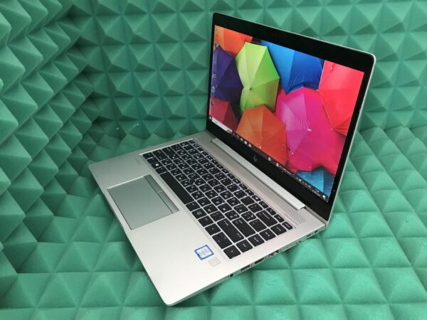 Ультрабук Б-клас HP EliteBook 840 G5 / 14" (1920x1080) IPS / Intel Core i5-8350U (4 (8) ядра по 1.7 - 3.6 GHz) / 16 GB DDR4 / 256 GB SSD M.2 / Intel UHD Graphics 620 / WebCam / Fingerprint / USB 3.1 / HDMI - Зображення 2