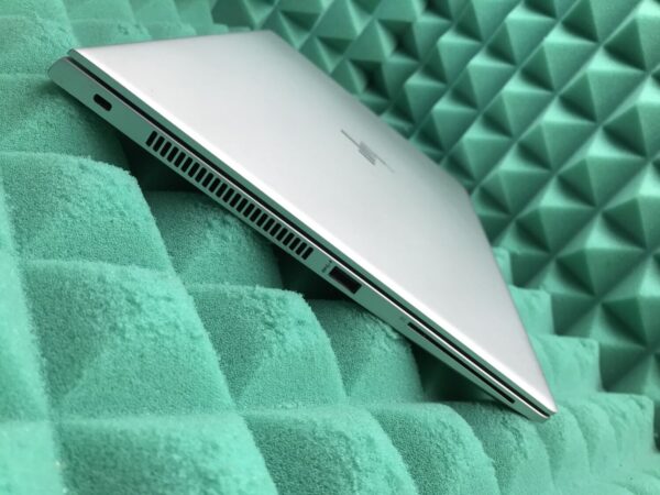 Ультрабук Б-клас HP EliteBook 840 G5 / 14" (1920x1080) IPS / Intel Core i5-8350U (4 (8) ядра по 1.7 - 3.6 GHz) / 16 GB DDR4 / 512 GB SSD M.2 / Intel UHD Graphics 620 / USB 3.1 / HDMI - Зображення 5