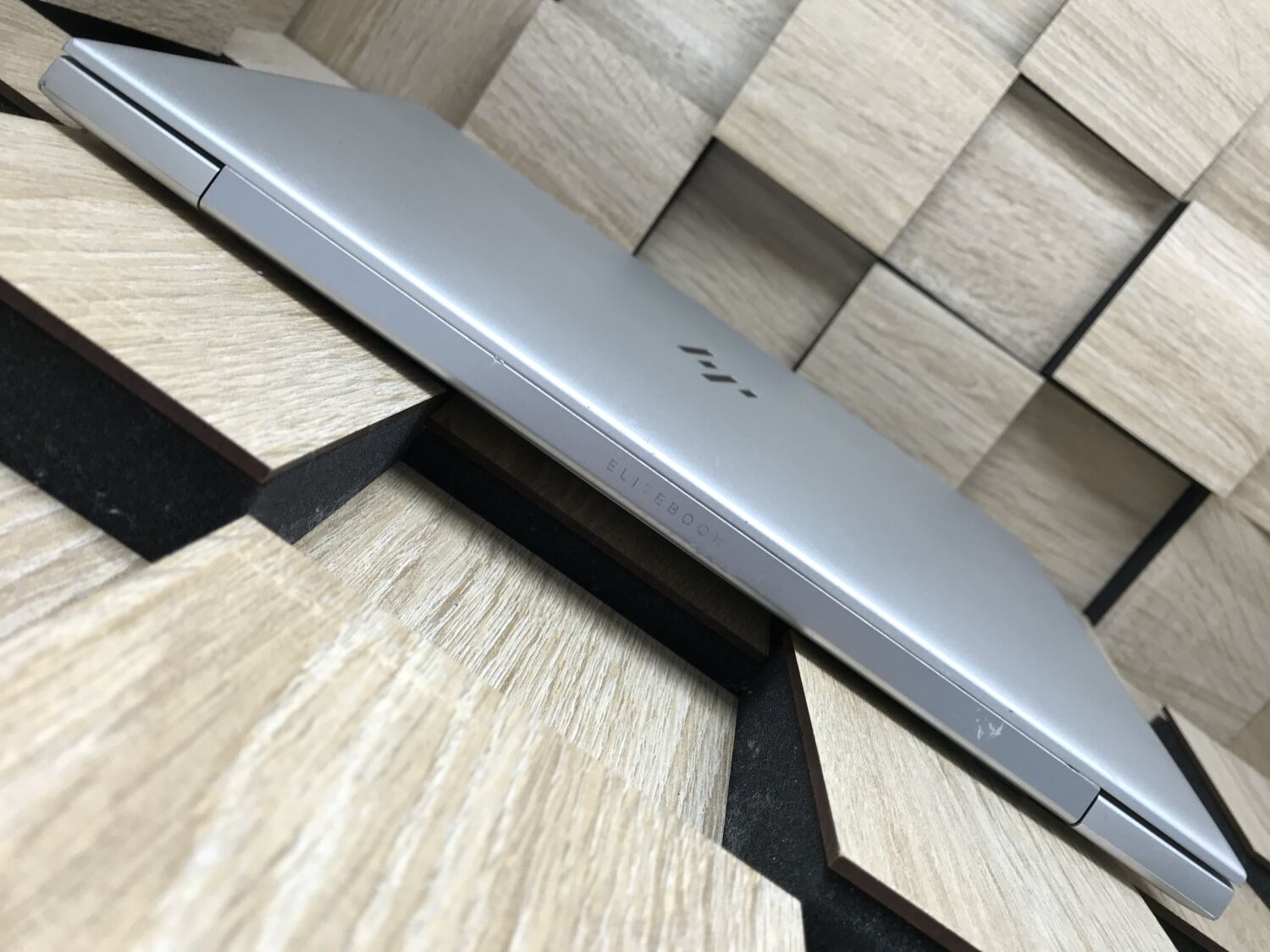 Ультрабук Б-клас HP EliteBook 840 G5 / 14" (1920x1080) IPS / Intel Core i5-8350U (4 (8) ядра по 1.7 - 3.6 GHz) / 8 GB DDR4 / 256 GB SSD M.2 / Intel UHD Graphics 620 / WebCam / Fingerprint / HDMI - Зображення 8