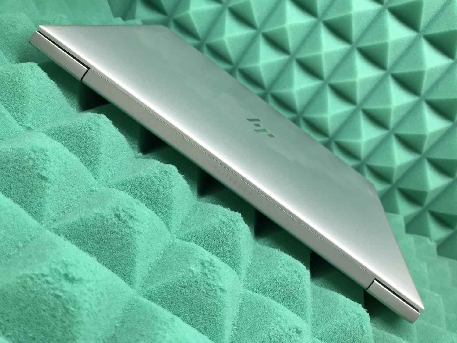 Ультрабук Б-клас HP EliteBook 840 G5 / 14" (1920x1080) IPS / Intel Core i5-8350U (4 (8) ядра по 1.7 - 3.6 GHz) / 8 GB DDR4 / 256 GB SSD M.2 / Intel UHD Graphics 620 / WebCam / Fingerprint / USB 3.1 / HDMI - Зображення 9