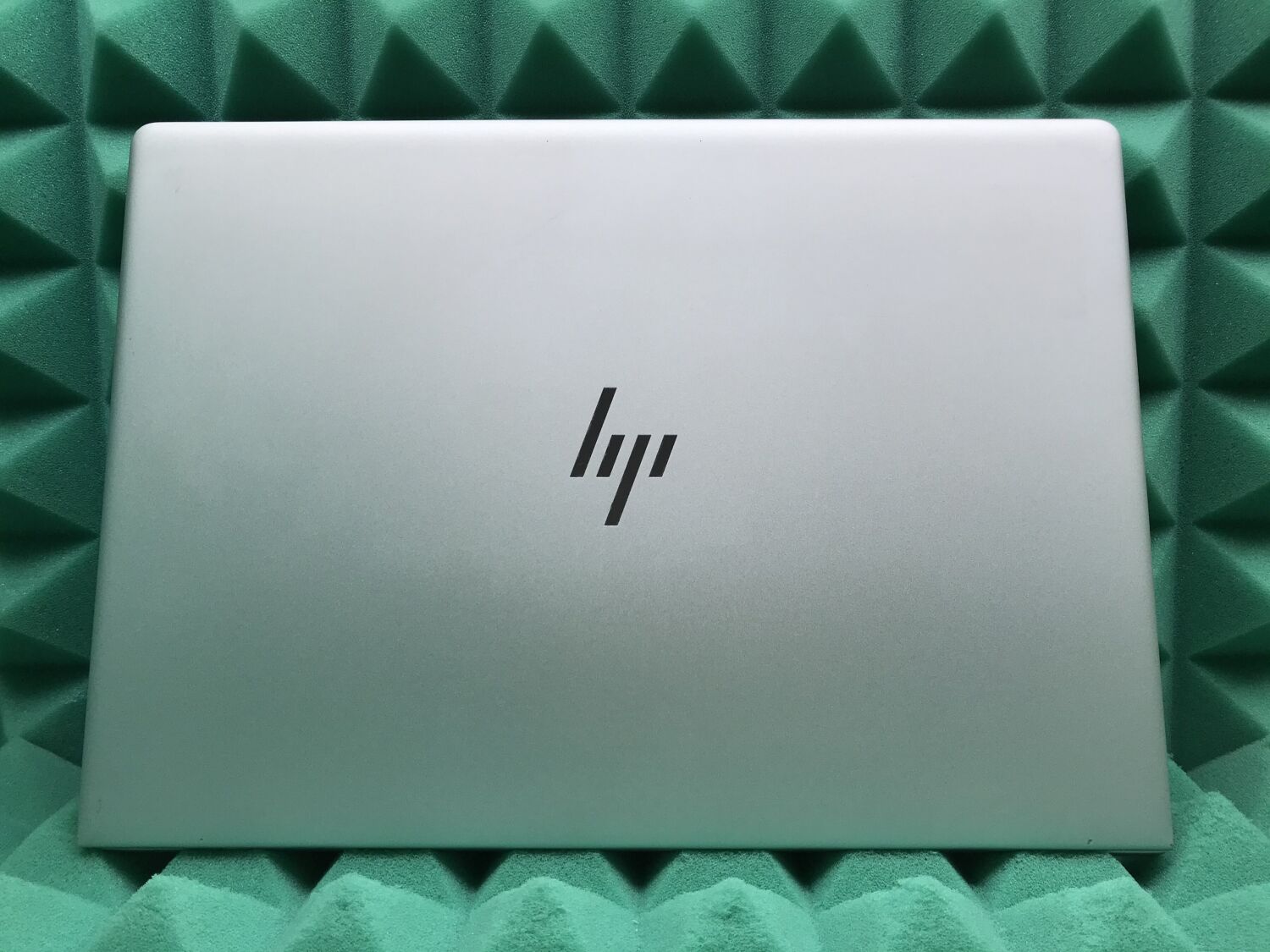 Ультрабук Б-клас HP EliteBook 840 G5 / 14" (1920x1080) IPS / Intel Core i5-8350U (4 (8) ядра по 1.7 - 3.6 GHz) / 8 GB DDR4 / 256 GB SSD M.2 / Intel UHD Graphics 620 / WebCam / Fingerprint / USB 3.1 / HDMI - Зображення 5