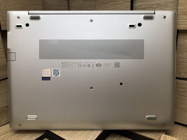 Ультрабук Б-клас HP EliteBook 840 G5 / 14" (1920x1080) IPS / Intel Core i7-8650U (4 (8) ядра по 1.9 - 4.2 GHz) / 8 GB DDR4 / 256 GB SSD M.2 / Intel UHD Graphics 620 / WebCam / USB 3.1 / HDMI - Зображення 9