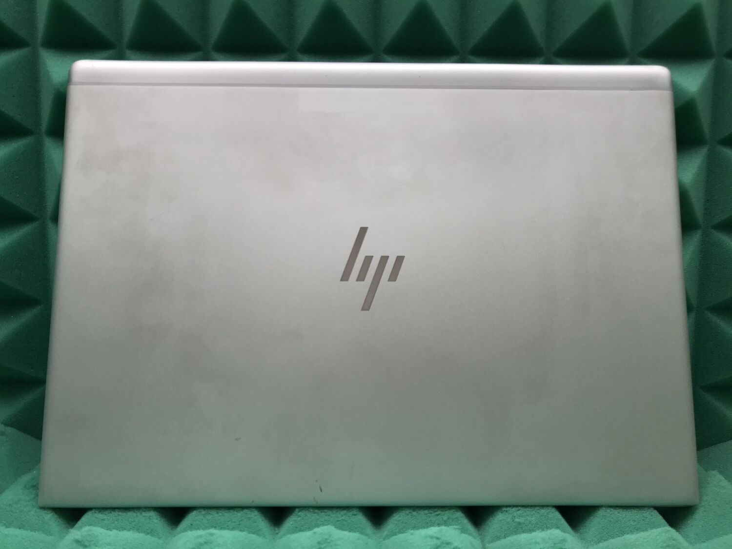 Ультрабук Б-клас HP EliteBook 840 G5 / 14" (1920x1080) IPS Touch / Intel Core i5-8350U (4 (8) ядра по 1.7 - 3.6 GHz) / 8 GB DDR4 / 256 GB SSD M.2 / Intel UHD Graphics 620 / WebCam / Fingerprint / USB 3.1 / HDMI - Зображення 5