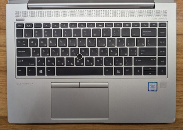 Ультрабук Б-клас HP EliteBook 840 G6 / 14" (1920x1080) IPS / Intel Core i5-8265U (4 (8) ядра по 1.6 - 3.9 GHz) / 16 GB DDR4 / 512 GB SSD / Intel UHD Graphics 620 / WebCam / TouchID / Windows 10 - Зображення 4