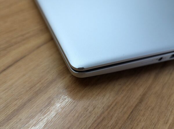 Ультрабук Б-клас HP EliteBook 840 G6 / 14" (1920x1080) IPS / Intel Core i5-8265U (4 (8) ядра по 1.6 - 3.9 GHz) / 16 GB DDR4 / 512 GB SSD / Intel UHD Graphics 620 / WebCam / TouchID / Windows 10 - Зображення 3