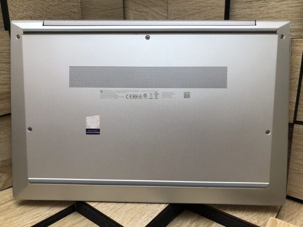 Ультрабук Б-клас HP EliteBook 845 G7 / 14" (1920x1080) IPS / AMD Ryzen 5 Pro 4650U (6 (12) ядер по 2.1 - 4.0 GHz) / 8 GB DDR4 / 256 GB SSD M.2 / AMD Radeon RX Vega 6 Graphics / WebCam / HDMI / Fingerprint - Зображення 6