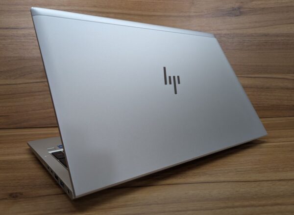 Ультрабук Б-клас HP EliteBook 850 G8 / 15.6" (1920x1080) IPS / Intel Core i5-1145G7 (4 (8) ядра по 2.6 - 4.4 GHz) / 16 GB DDR4 / 512 GB SSD / Intel Iris Xe Graphics / WebCam / TouchID / Windows 10 - Зображення 8