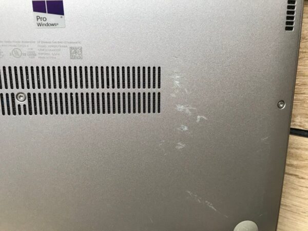 Ультрабук Б-клас HP EliteBook Folio 1040 G3 / 14" (1920x1080) IPS / Intel Core i7-6600U (2 (4) ядра по 2.6 - 3.4 GHz) / 8 GB DDR4 / 256 GB SSD M.2 / Intel HD Graphics 520 / HDMI - Зображення 10