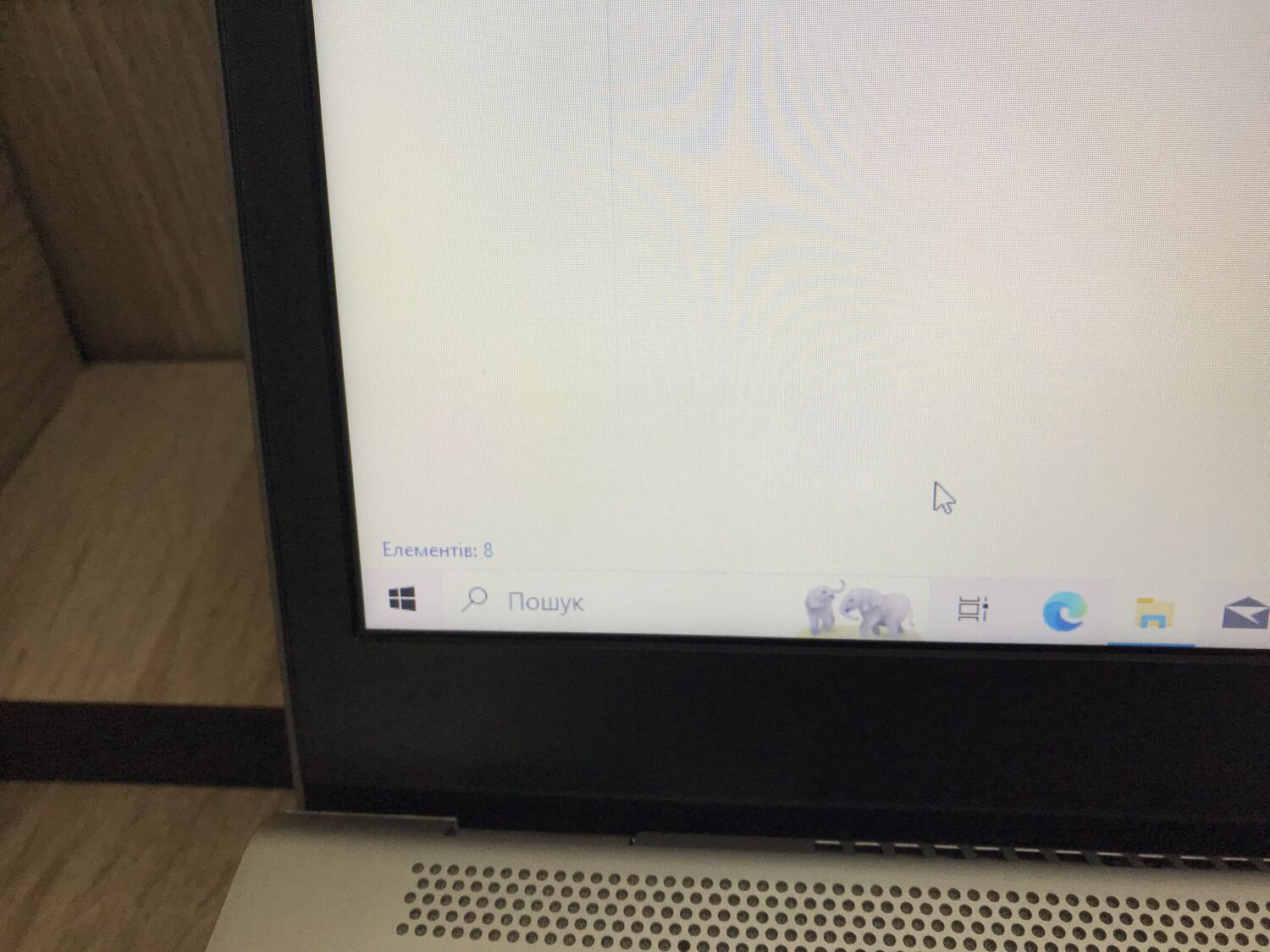 Ультрабук Б-клас HP Pavilion 14-bk091st / 14" (1366x768) TN / Intel Core i5-7200U (2 (4) ядра по 2.5 - 3.1 GHz) / 8 GB DDR4 / 256 GB SSD / Intel HD Graphics 620 / WebCam - Зображення 4