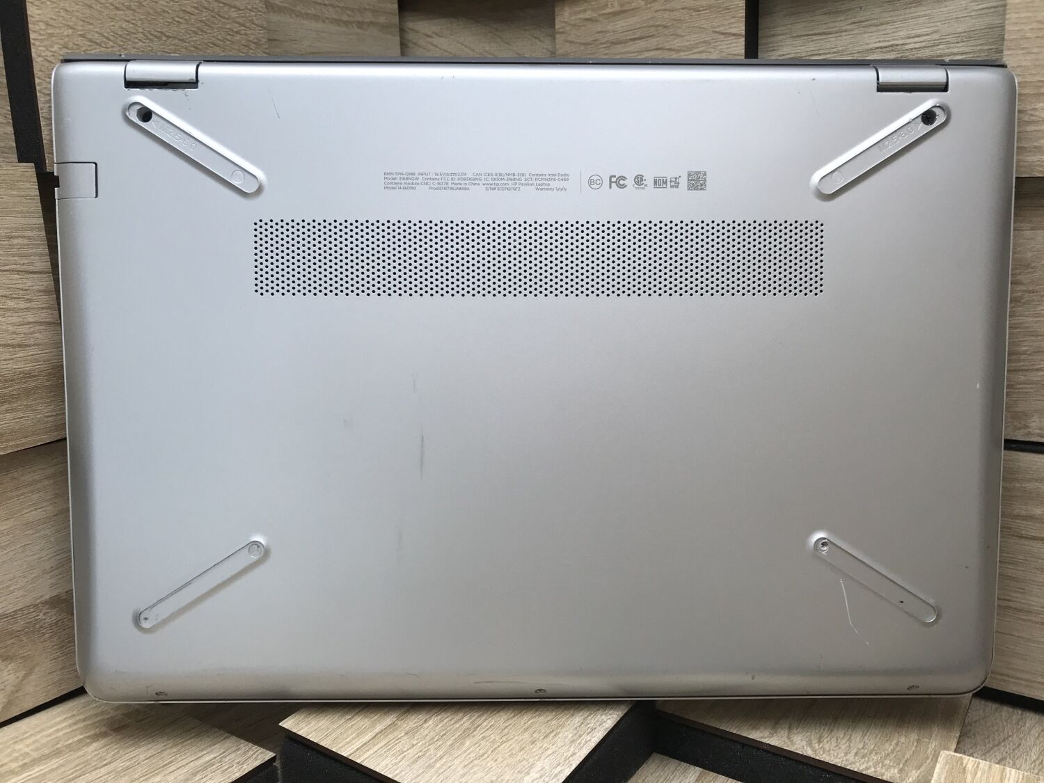 Ультрабук Б-клас HP Pavilion 14-bk091st / 14" (1366x768) TN / Intel Core i5-7200U (2 (4) ядра по 2.5 - 3.1 GHz) / 8 GB DDR4 / 256 GB SSD / Intel HD Graphics 620 / WebCam - Зображення 11