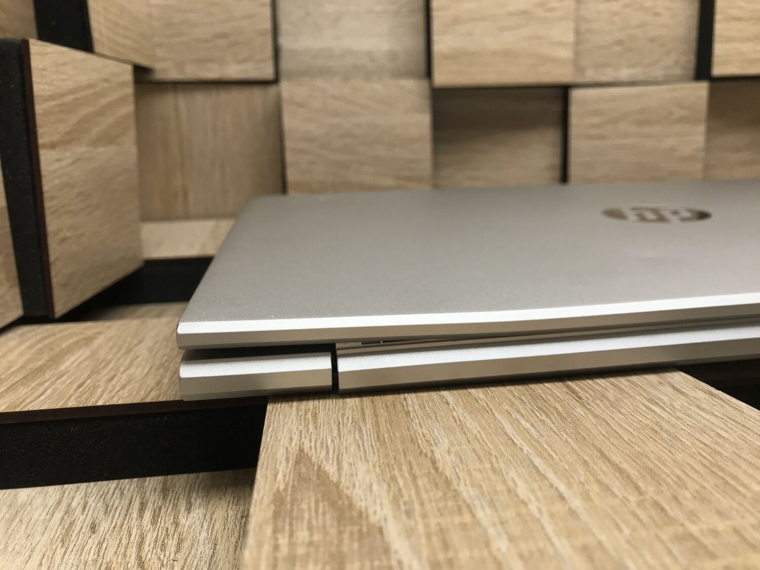 Ультрабук Б-клас HP ProBook 450 G9 / 15.6" (1920x1080) IPS / Intel Core i5-1235U (10 (12) ядер по 3.3 - 4.4 GHz) / 16 GB DDR4 / 256 GB SSD M.2 / Intel Intel Iris Xe Graphics / WebCam - Зображення 8