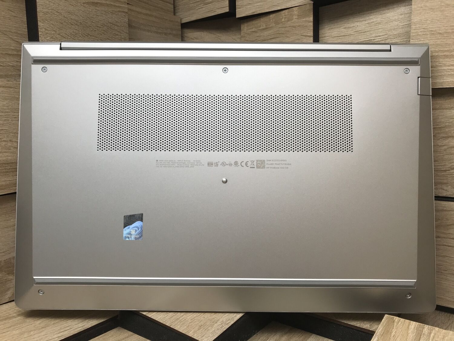 Ультрабук Б-клас HP ProBook 450 G9 / 15.6" (1920x1080) IPS / Intel Core i5-1235U (10 (12) ядер по 3.3 - 4.4 GHz) / 16 GB DDR4 / 256 GB SSD M.2 / Intel Intel Iris Xe Graphics / WebCam - Зображення 10