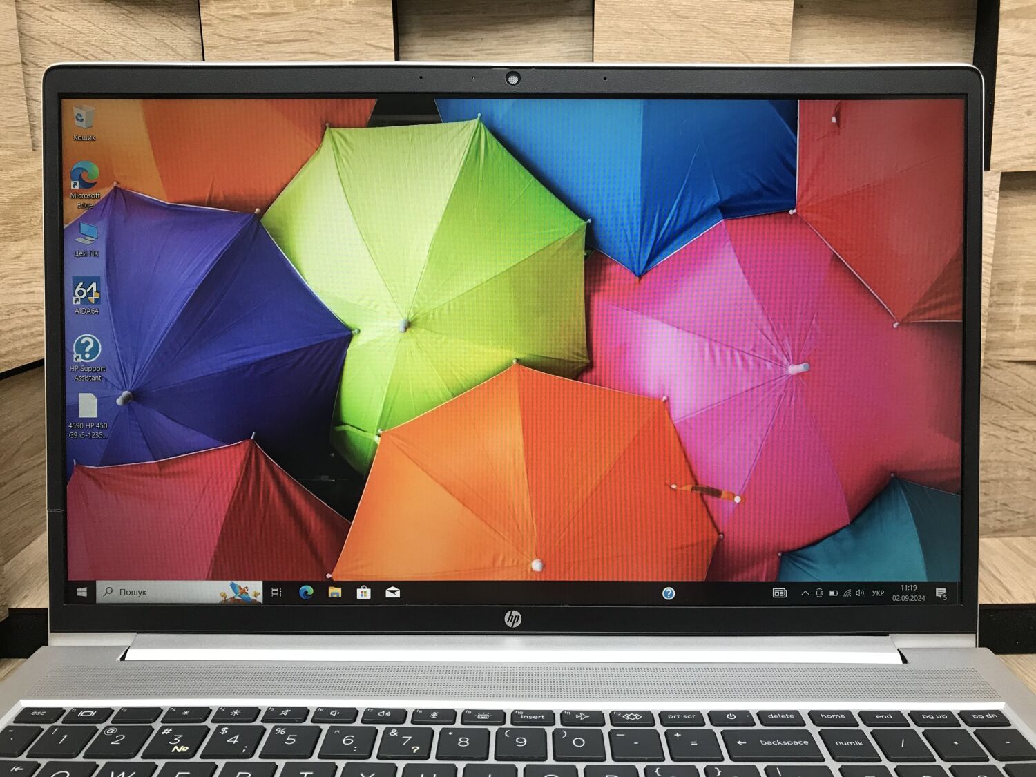 Ультрабук Б-клас HP ProBook 450 G9 / 15.6" (1920x1080) IPS / Intel Core i5-1235U (10 (12) ядер по 3.3 - 4.4 GHz) / 16 GB DDR4 / 256 GB SSD M.2 / Intel Intel Iris Xe Graphics / WebCam - Зображення 3