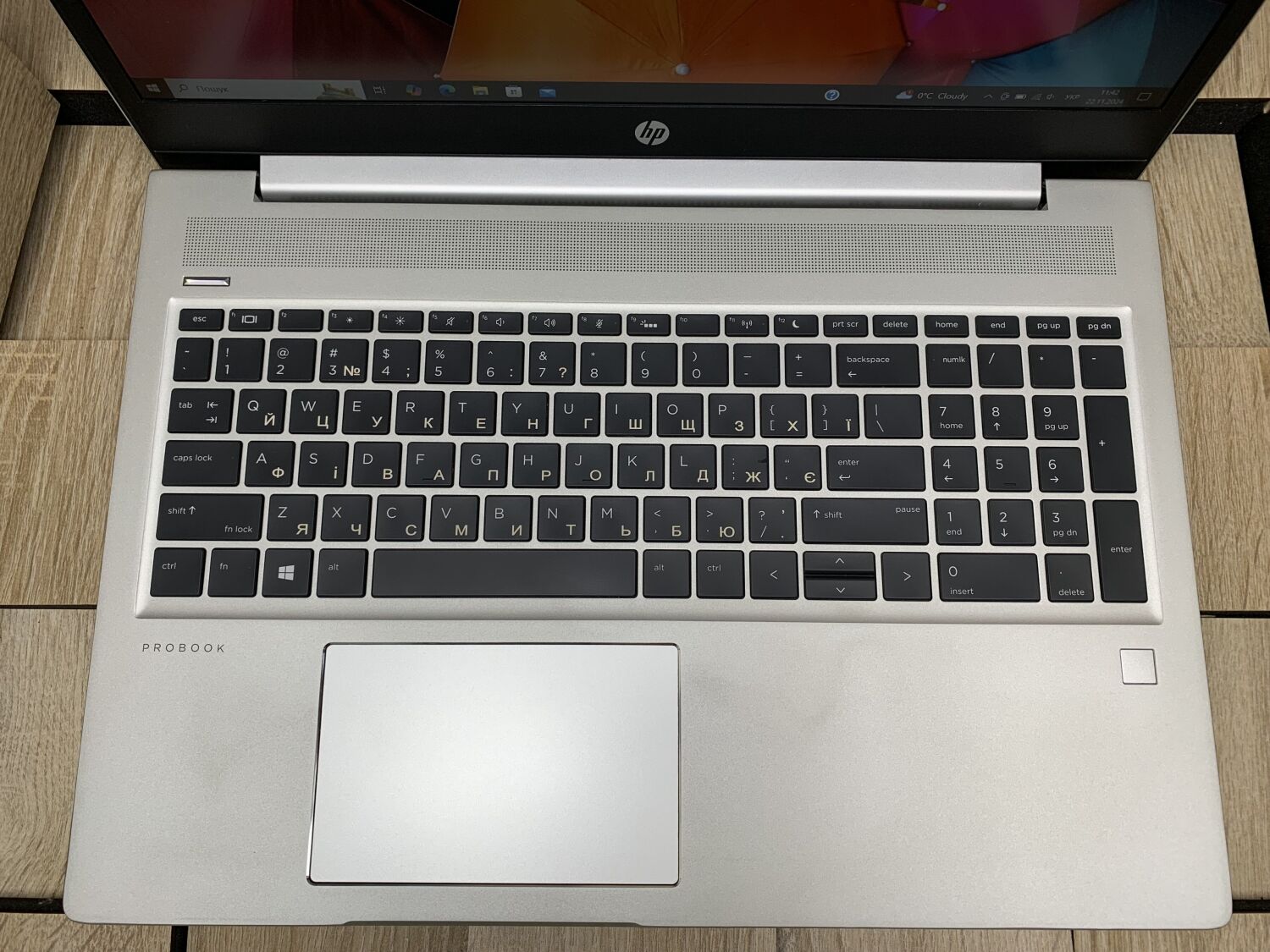 Ультрабук Б-клас HP ProBook 455 G7 / 15.6" (1920x1080) IPS / AMD Ryzen 5 4500U (6 ядер по 2.3 - 4.0 GHz) / 8 GB DDR4 / 250 GB SSD / AMD Radeon Graphics / WebCam / HDMI - Зображення 3