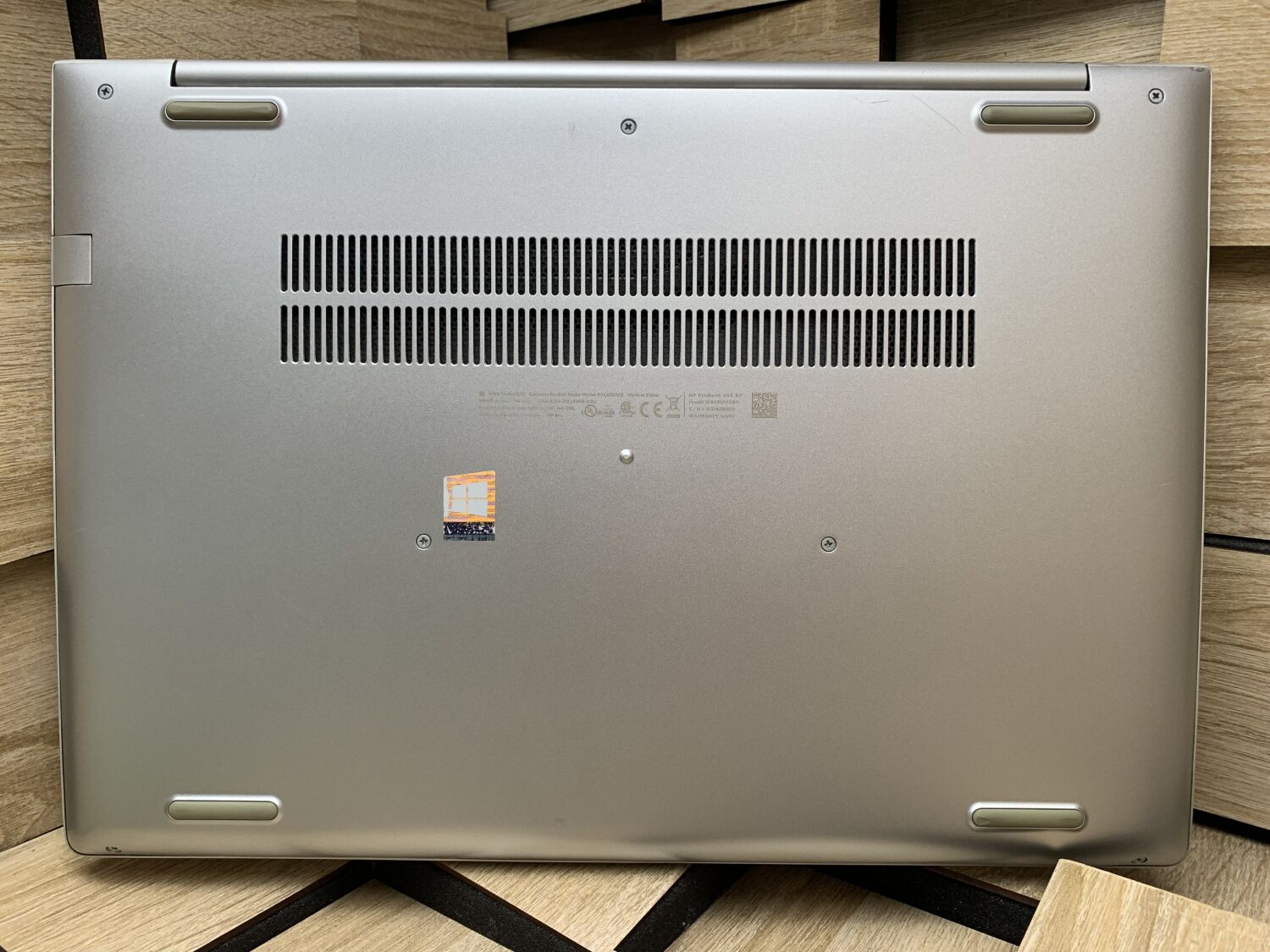 Ультрабук Б-клас HP ProBook 455 G7 / 15.6" (1920x1080) IPS / AMD Ryzen 5 4500U (6 ядер по 2.3 - 4.0 GHz) / 8 GB DDR4 / 250 GB SSD / AMD Radeon Graphics / WebCam / HDMI - Зображення 9