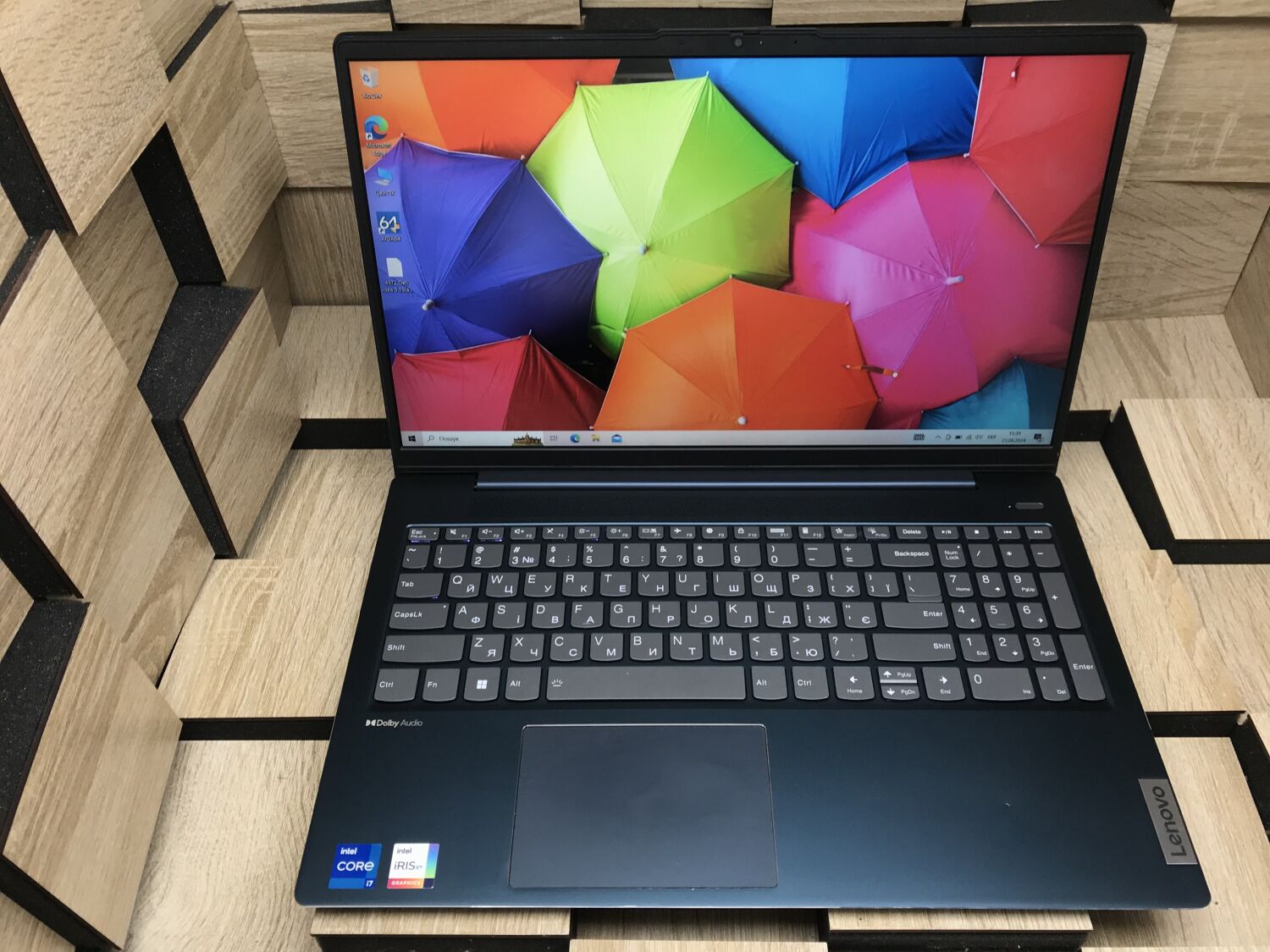 Ультрабук Б-клас Lenovo IdeaPad 5 15IAL7 / 15.6" (1920x1080) IPS / Intel Core i7-1255U (10 (12) ядер по 3.5 - 4.7 GHz) / 16 GB DDR4 / 256 GB SSD / Intel Iris Xe Graphics / WebCam - Зображення 2