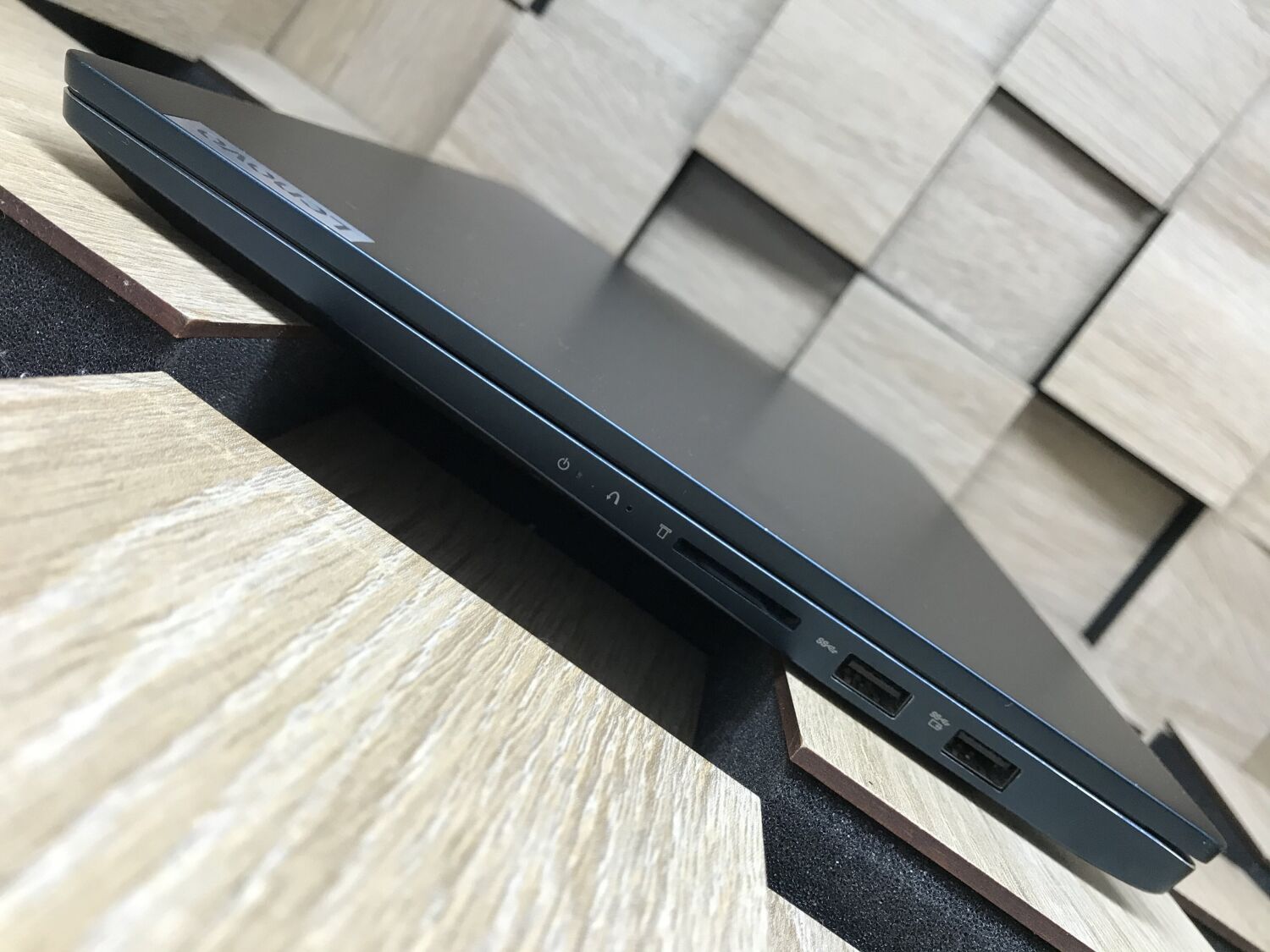 Ультрабук Б-клас Lenovo IdeaPad 5 15IAL7 / 15.6" (1920x1080) IPS / Intel Core i7-1255U (10 (12) ядер по 3.5 - 4.7 GHz) / 16 GB DDR4 / 256 GB SSD / Intel Iris Xe Graphics / WebCam - Зображення 6