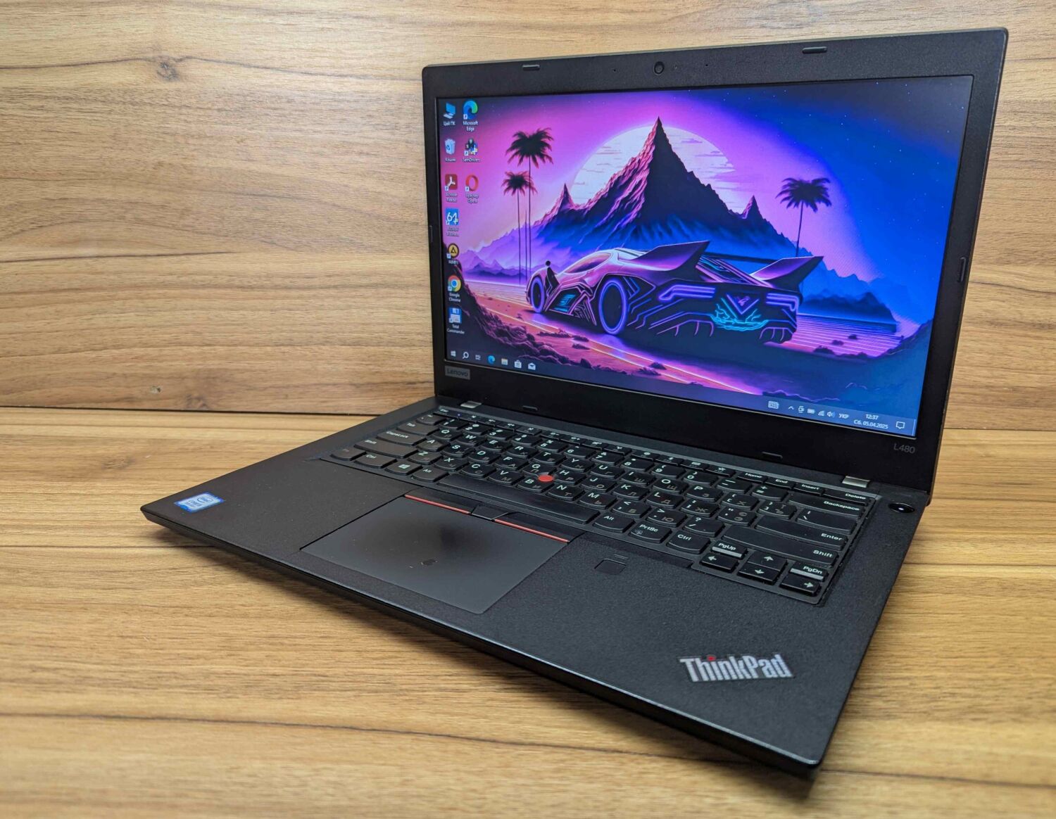 Ультрабук Б-клас Lenovo ThinkPad L480 / 14" (1366x768) TN / Intel Core i5-8250U (4 (8) ядра по 1.6 - 3.4 GHz) / 8 GB DDR4 / 240 GB SSD / Intel UHD Graphics 620 / WebCam / TouchID / Windows 10 - Зображення 5