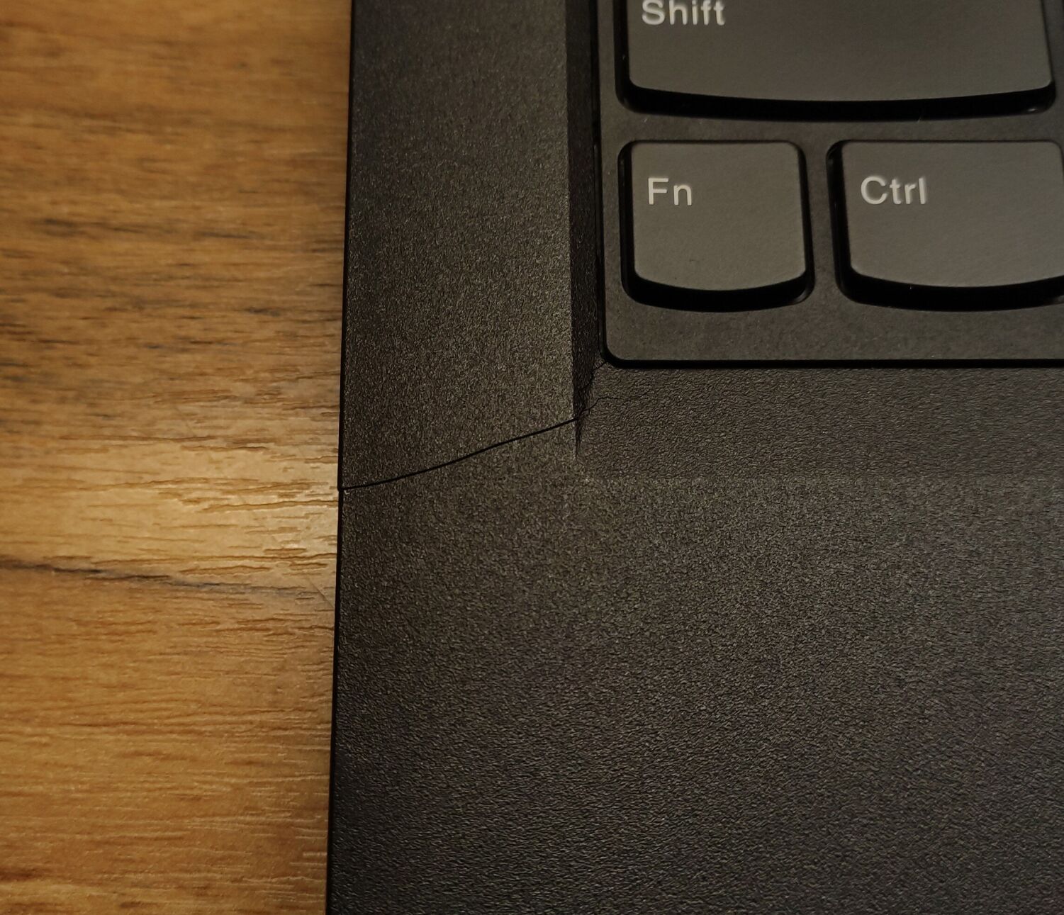 Ультрабук Б-клас Lenovo ThinkPad L480 / 14" (1366x768) TN / Intel Core i5-8350U (4 (8) ядра по 1.7 - 3.6 GHz) / 8 GB DDR4 / 240 GB SSD / Intel UHD Graphics 620 / WebCam / Windows 10 - Зображення 5