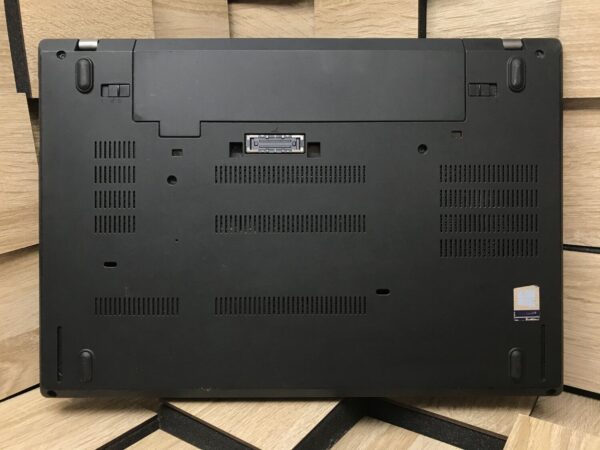 Ультрабук Б-клас Lenovo ThinkPad T470 / 14" (1366x768) TN / Intel Core i5-7300U (2 (4) ядра по 2.6 - 3.5 GHz) / 8 GB DDR4 / 256 GB SSD / Intel HD Graphics 620 / WebCam / Fingerprint / USB 3.1 / HDMI / Два АКБ - Зображення 9