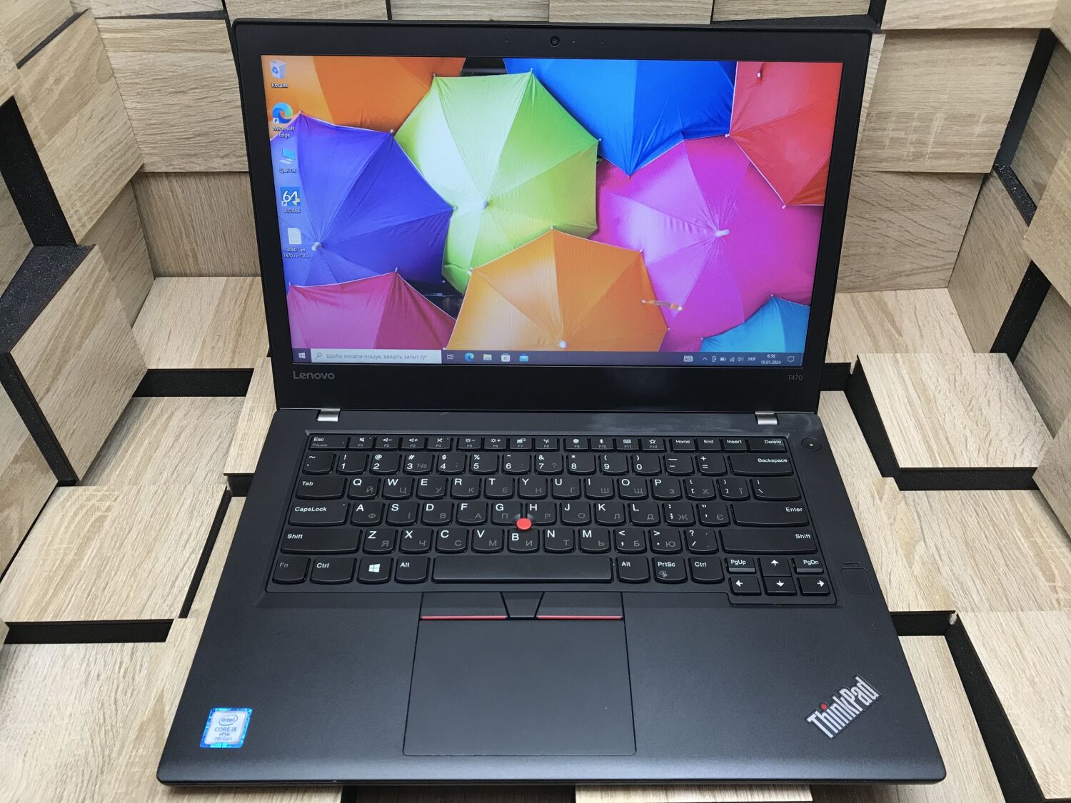Ультрабук Б-клас Lenovo ThinkPad T470 / 14" (1366x768) TN / Intel Core i5-7300U (2 (4) ядра по 2.6 - 3.5 GHz) / 8 GB DDR4 / 480 GB SSD / Intel HD Graphics 520 / WebCam / Fingerprint / USB 3.1 / HDMI - Зображення 2