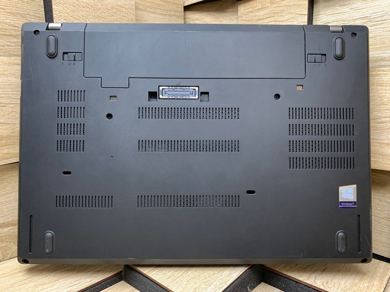 Ультрабук Б-клас Lenovo ThinkPad T470 / 14" (1920x1080) IPS / Intel Core i5-6300U (2 (4) ядра 2.4 - 3.0 GHz) / 8 GB DDR4 / 128 GB SSD / Intel HD Graphics 520 / WebCam / Fingerprint - Зображення 10