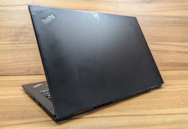 Ультрабук Б-клас Lenovo ThinkPad x1 Carbon 4th / 14" (1920x1080) IPS / Intel Core i5-6300U (2 (4) ядра по 2.4 - 3.0 GHz) / 8 GB DDR4 / 512 GB SSD / Intel HD Graphics 520 / WebCam / Fingerprint / Windows 10 - Зображення 8