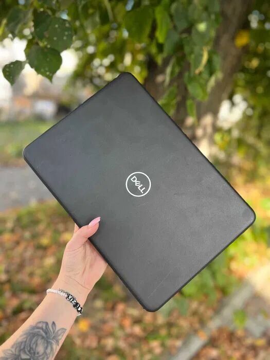 Ультрабук Dell latitude 3310 / 13.3" (1366x768) TN / Intel Core i3-8145U (2 (4) ядра по 2.1 - 3.9 GHz) / 8 GB DDR4 / 256 GB SSD / Intel UHD Graphics 620 / WebCam / Win 10 Lic - Зображення 5