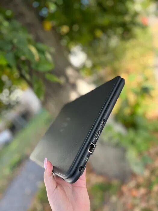 Ультрабук Dell latitude 3310 / 13.3" (1366x768) TN / Intel Core i3-8145U (2 (4) ядра по 2.1 - 3.9 GHz) / 8 GB DDR4 / 256 GB SSD / Intel UHD Graphics 620 / WebCam / Win 10 Lic - Зображення 6