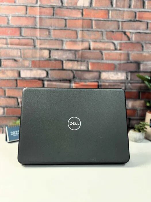 Ультрабук Dell Latitude 3310 / 13.3" (1366x768) TN / Intel Core i5-8265U (4 (8) ядра по 1.6 - 3.9 GHz) / 8 GB DDR4 / 256 GB SSD / Intel UHD Graphics / WebCam / Win 10 Pro - Зображення 6