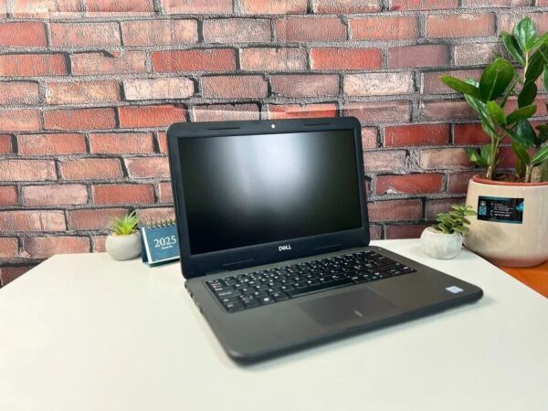 Ультрабук Dell Latitude 3310 / 13.3" (1366x768) TN / Intel Core i5-8265U (4 (8) ядра по 1.6 - 3.9 GHz) / 8 GB DDR4 / 256 GB SSD / Intel UHD Graphics / WebCam / Win 10 Pro - Зображення 8