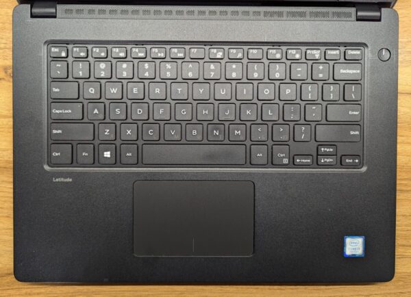 Ультрабук Dell Latitude 3480 / 14" (1366x768) TN / Intel Core i3-7100U (2 (4) ядра по 2.4 GHz) / 8 GB DDR4 / 240 GB SSD / Intel HD Graphics 620 / WebCam / Windows 10 - Зображення 3