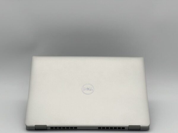 Ультрабук Dell Latitude 5320 / 13.3" (1920x1080) IPS / Intel Core i5-1145G7 (4 (8) ядра по 2.6 - 4.4 GHz) / 8 GB DDR4 / 240 GB SSD / Intel Iris Xe Graphics / WebCam - Зображення 5