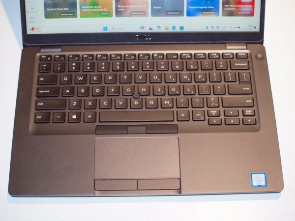 Ультрабук Dell Latitude 5400 / 14" (1366x768) TN / Intel Core i5-8365U (4 (8) ядра по 1.6 - 4.1 GHz) / 16 GB DDR4 / 256 GB SSD / Intel UHD Graphics 620 / WebCam + Бездротова мишка - Зображення 11