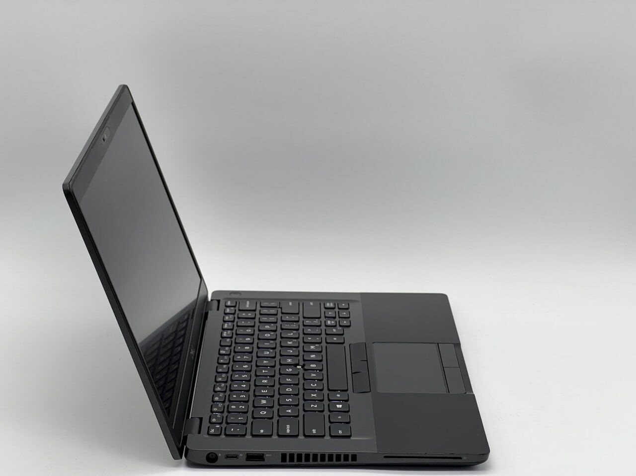 Ультрабук Dell Latitude 5400 / 14" (1920x1080) IPS / Intel Core i5-8365U (4 (8) ядра по 1.6 - 4.1 GHz) / 16 GB DDR4 / 240 GB SSD / Intel UHD Graphics 620 / WebCam - Зображення 3
