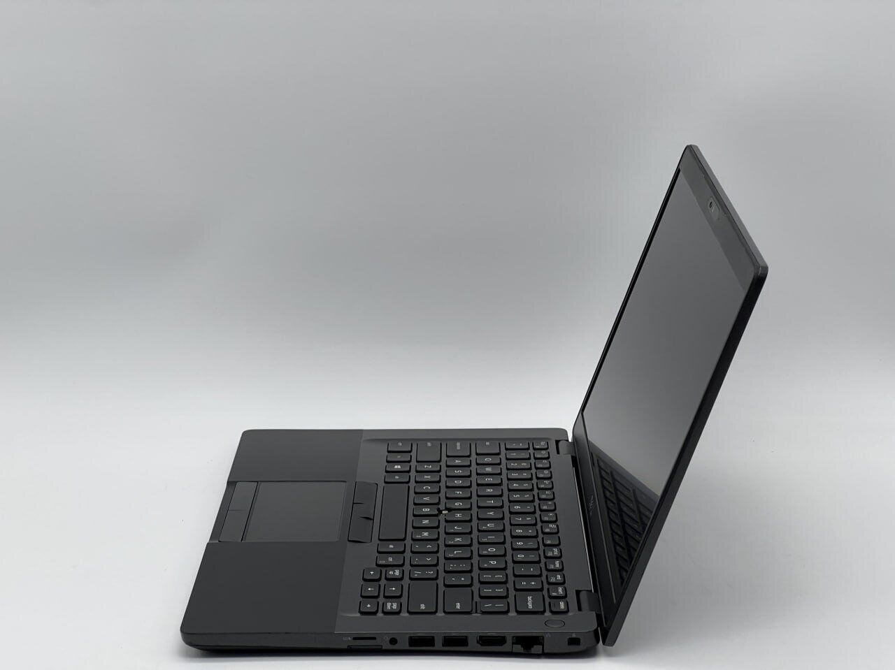 Ультрабук Dell Latitude 5400 / 14" (1920x1080) IPS / Intel Core i5-8365U (4 (8) ядра по 1.6 - 4.1 GHz) / 16 GB DDR4 / 240 GB SSD / Intel UHD Graphics 620 / WebCam - Зображення 4